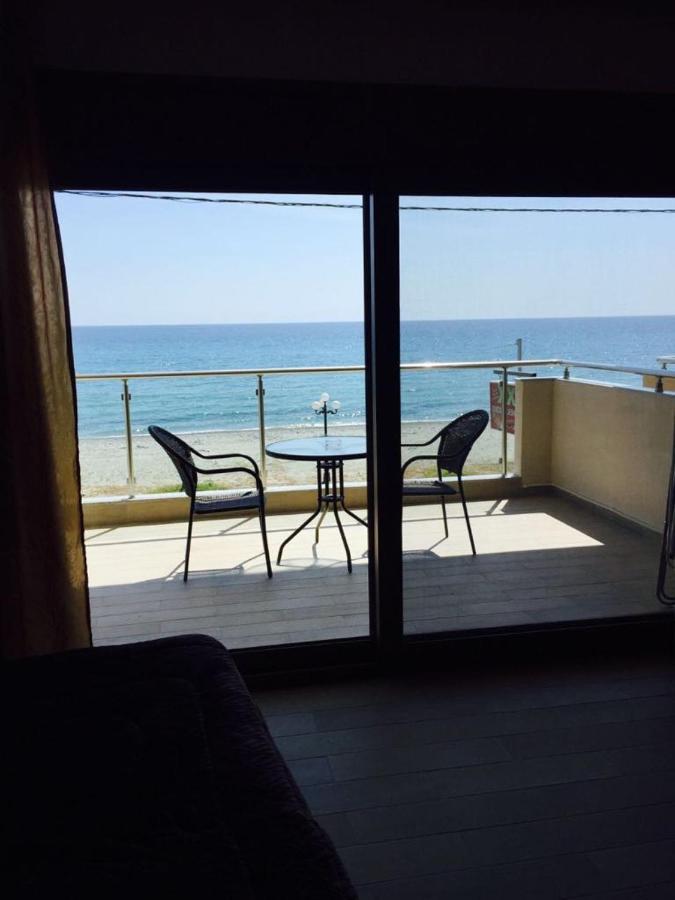 Apartments By The Sea Λεπτοκαρυά Εξωτερικό φωτογραφία